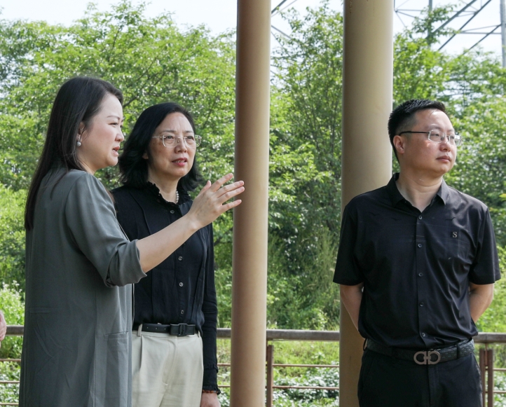 省农业农村厅副厅长徐燕峰调研德赢VWIN集团 省农业农村厅副厅长徐燕峰调研德赢VWIN集团