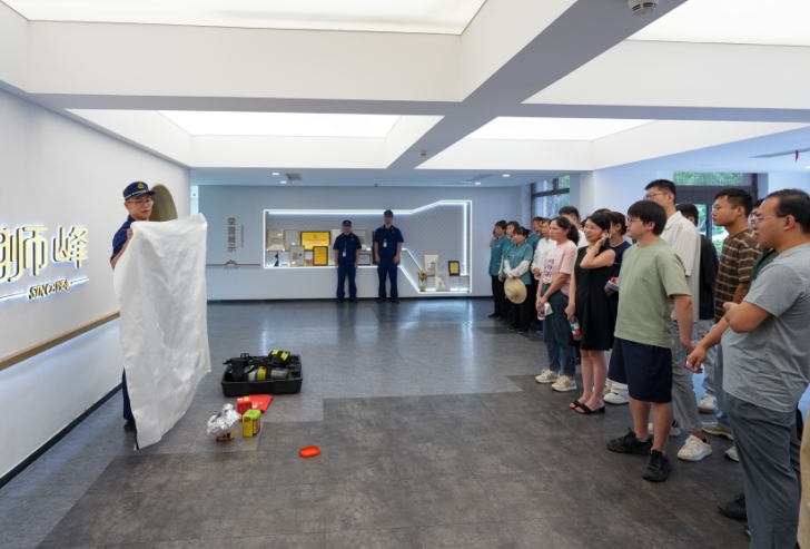 德赢VWIN集团狮峰茶业公司开展消防安全演练 德赢VWIN集团狮峰茶业公司开展消防安全演练